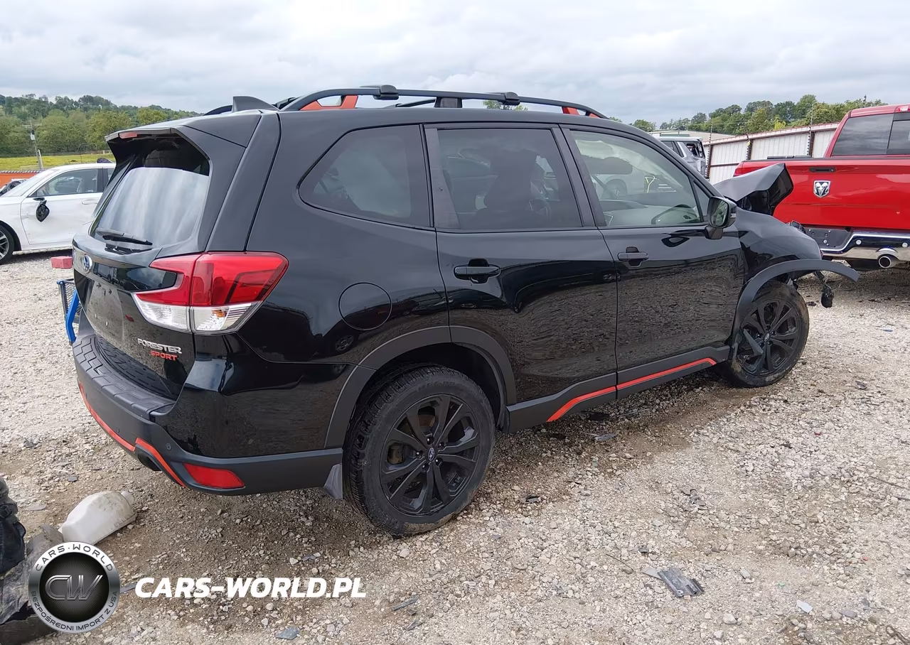 2020 Subaru Forester Sport VIN:JF2SKAMC3LH532041 - 4
