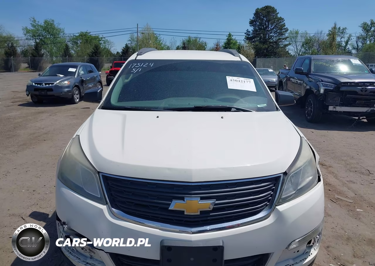 2014 Chevrolet Traverse Ls VIN:1GNKRFED5EJ127509 - 12