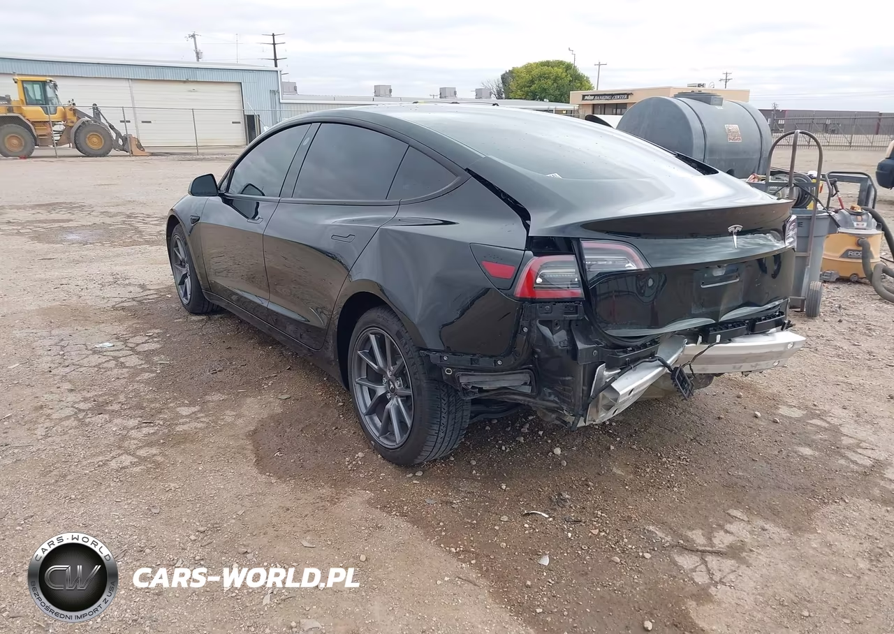 2021 Tesla Model 3 Standard Range Plus Rear-Wheel Drive VIN:5YJ3E1EA1MF854413 - 3