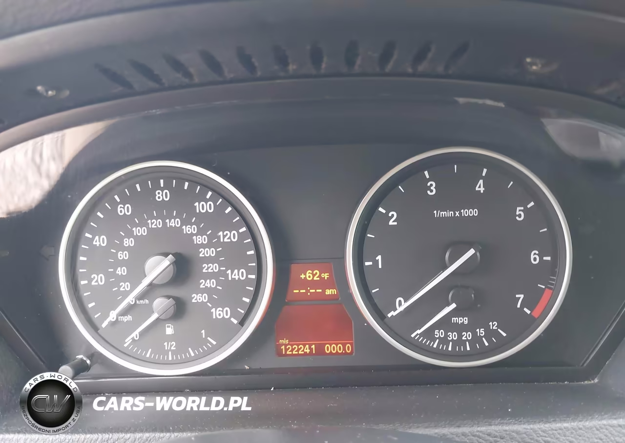 2011 BMW X5 xDrive50I VIN:5UXZV8C52BL418929 - 7