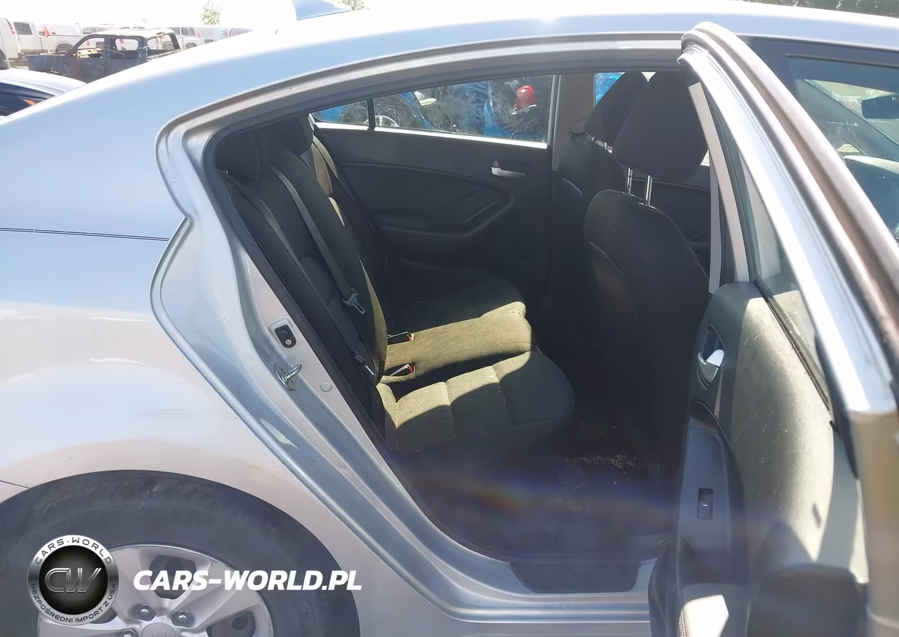 2017 Kia Forte Lx VIN:3KPFK4A79HE143605 - 8