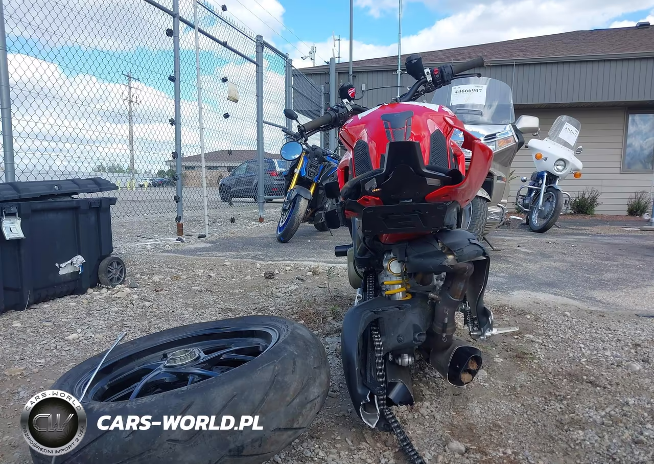 2022 Ducati Streetfighter V4-V4S VIN:ZDMFAKNW3NB007752 - 6
