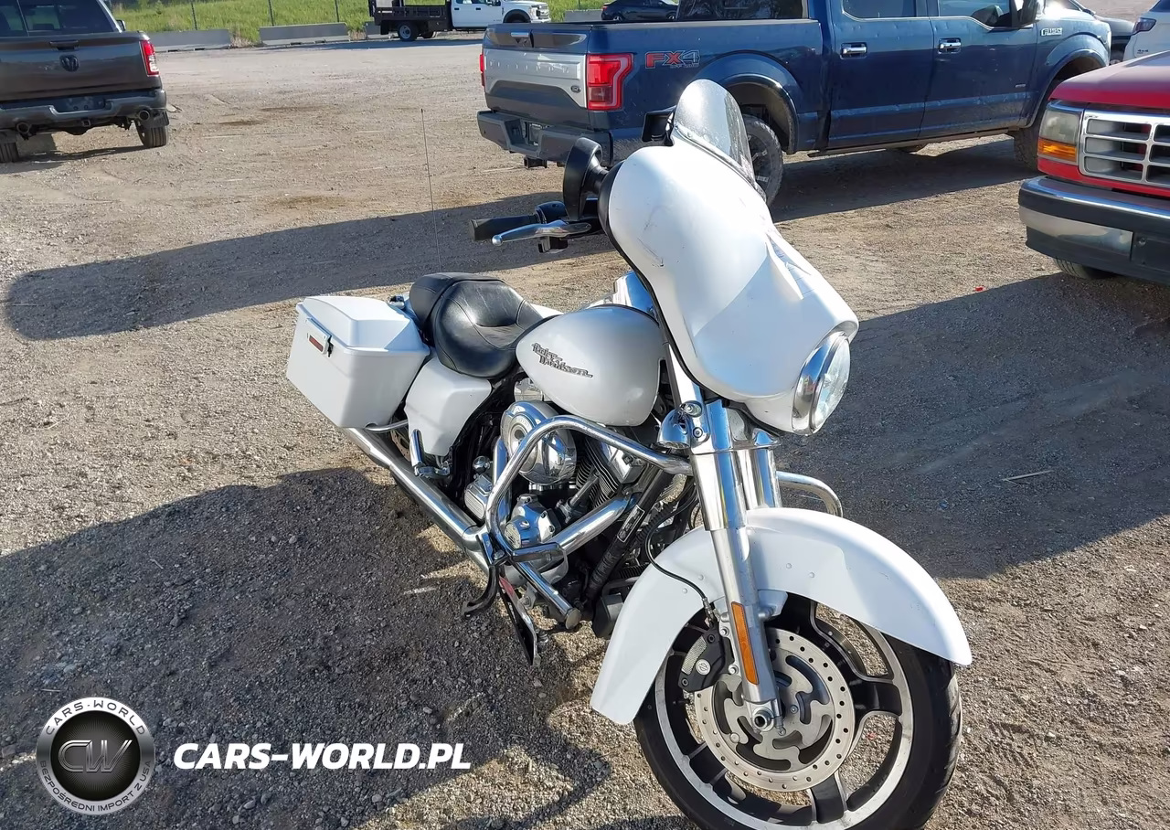 2011 Harley-Davidson Flhx – zdjęcie 1 z 16