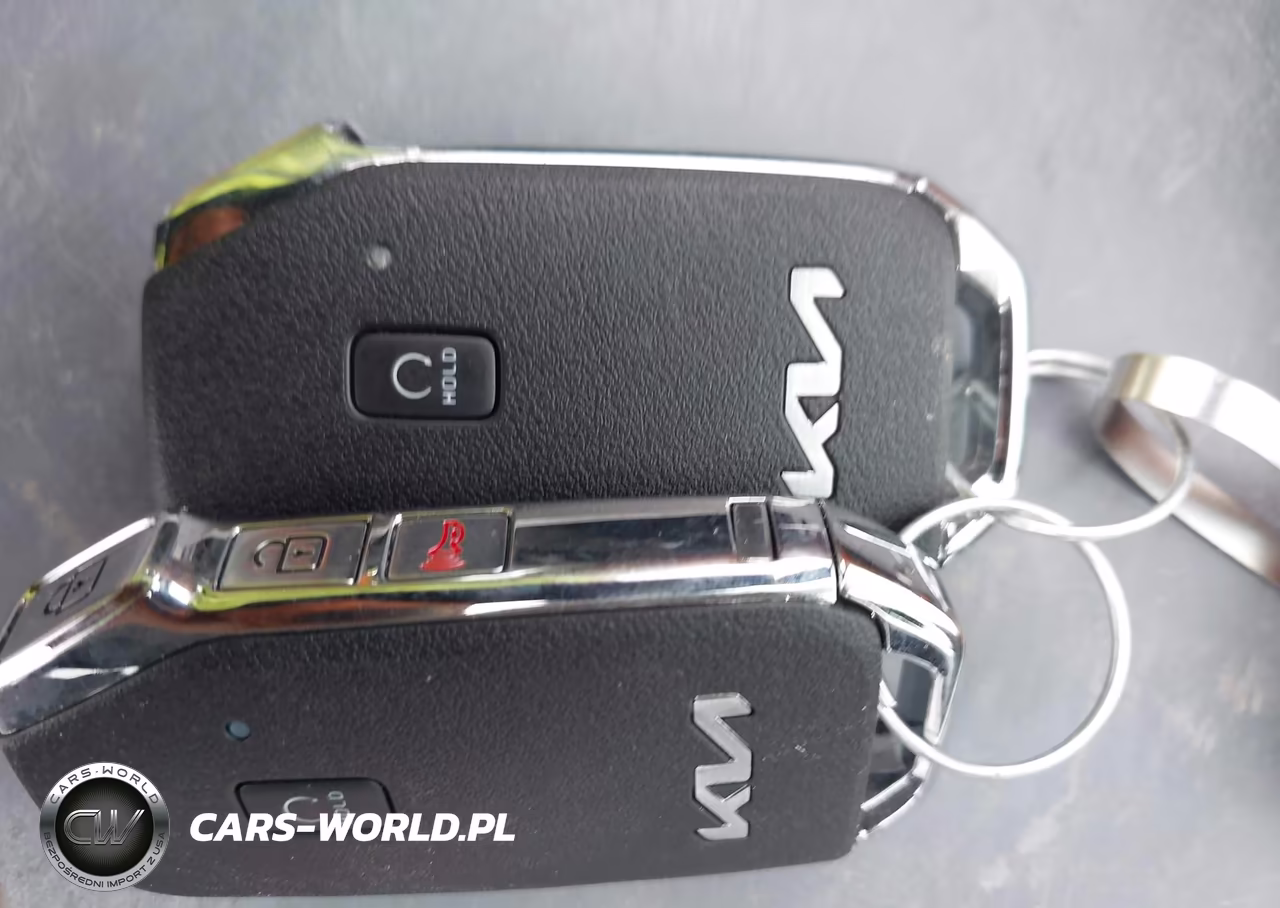 2025 Kia Seltos S VIN:KNDEU2AA8S7731847 - 11