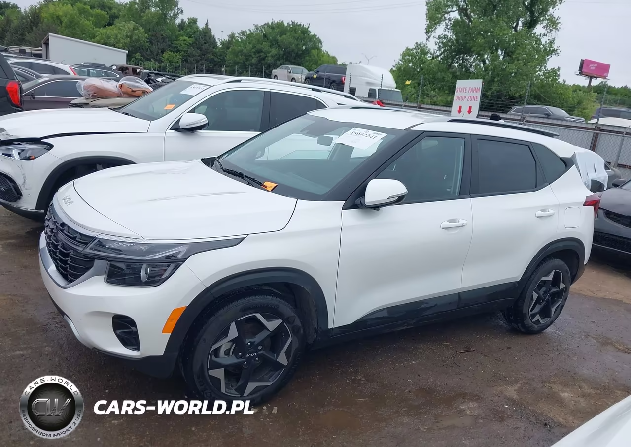 2025 Kia Seltos S VIN:KNDEU2AA8S7731847 - 14
