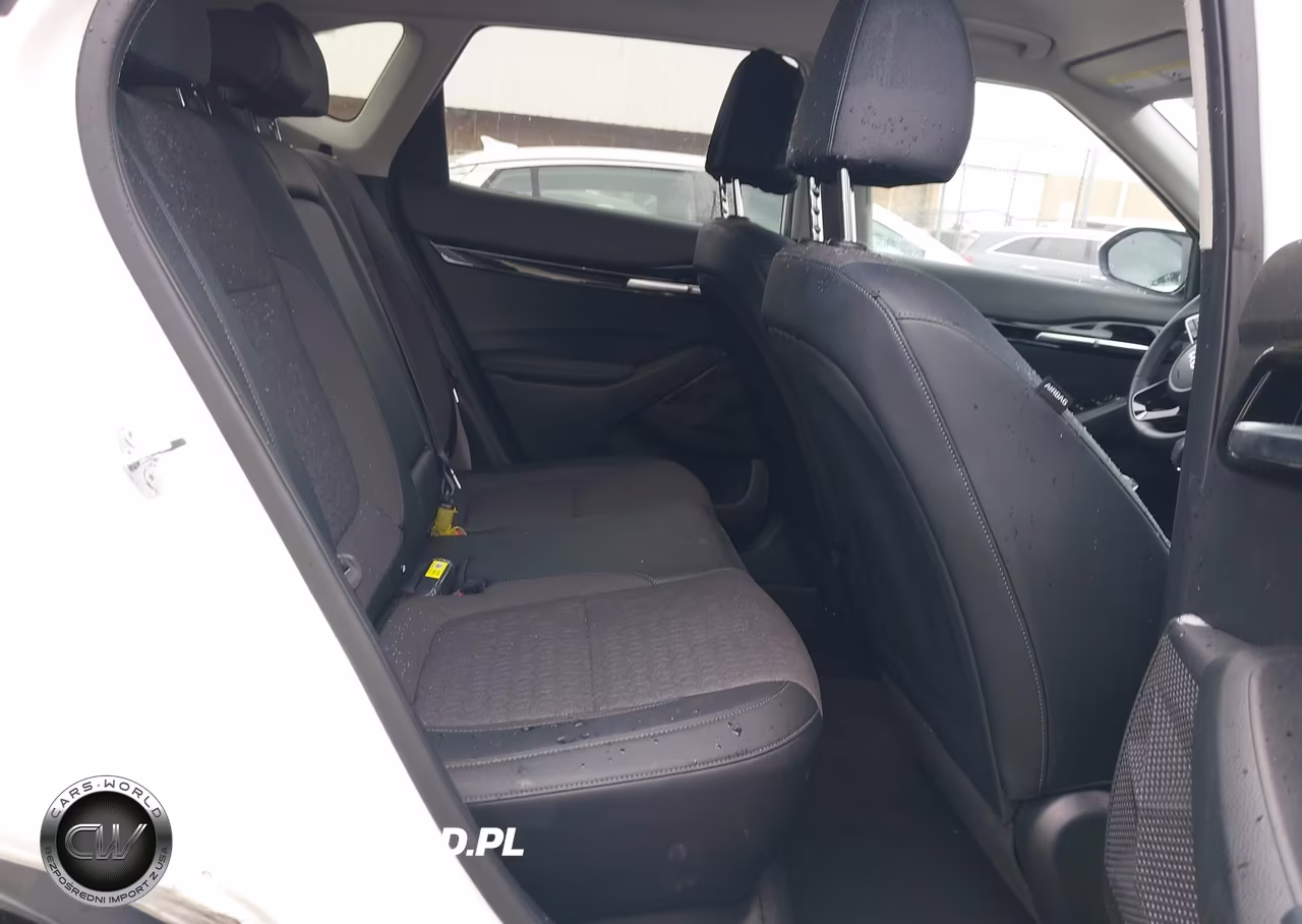 2025 Kia Seltos S VIN:KNDEU2AA8S7731847 - 8