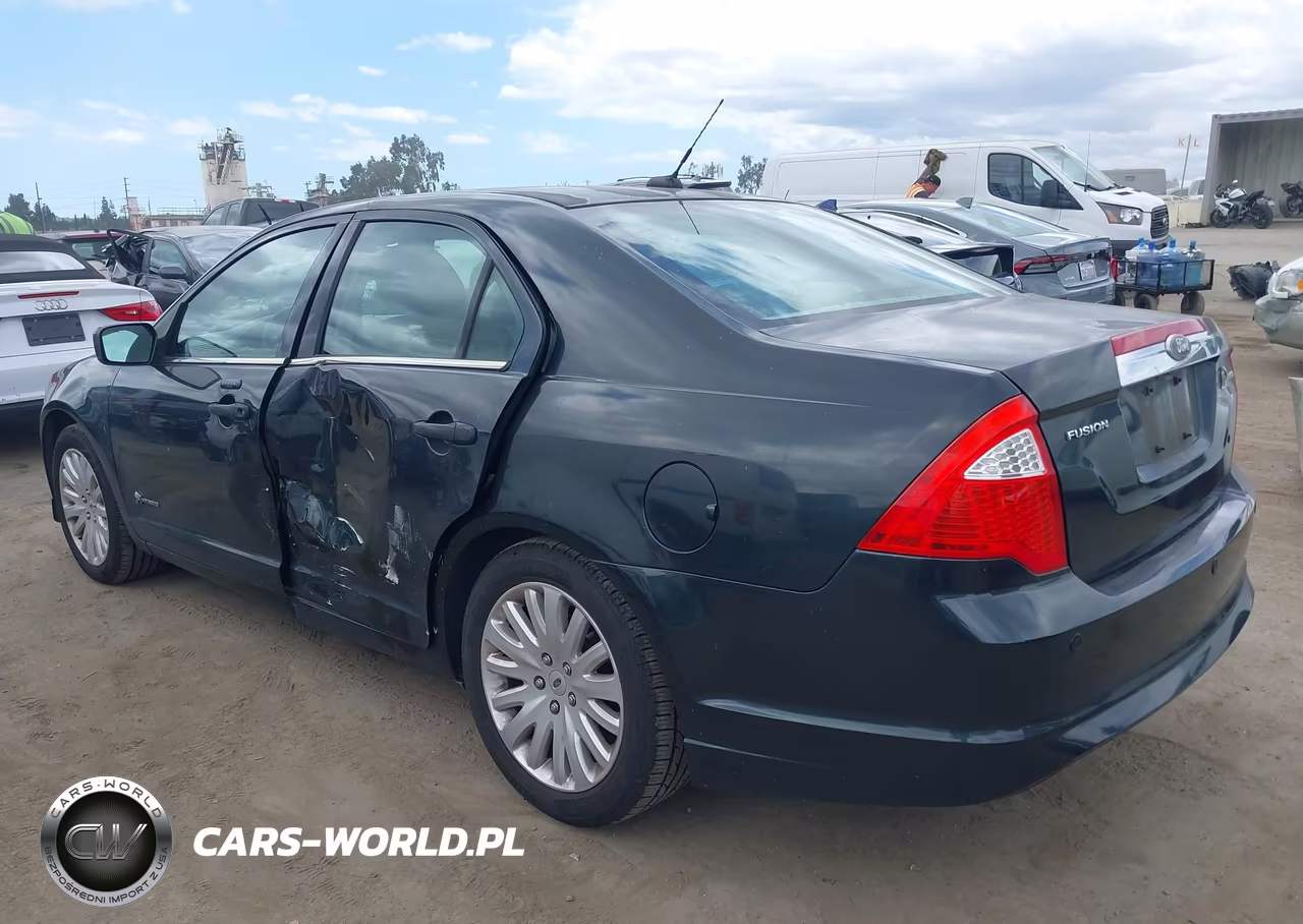2010 Ford Fusion Hybrid VIN:3FADP0L30AR390821 - 3