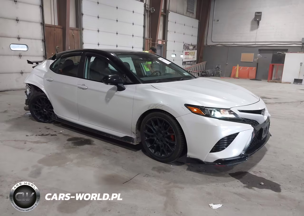 2021 Toyota Camry Trd – zdjęcie 1 z 17