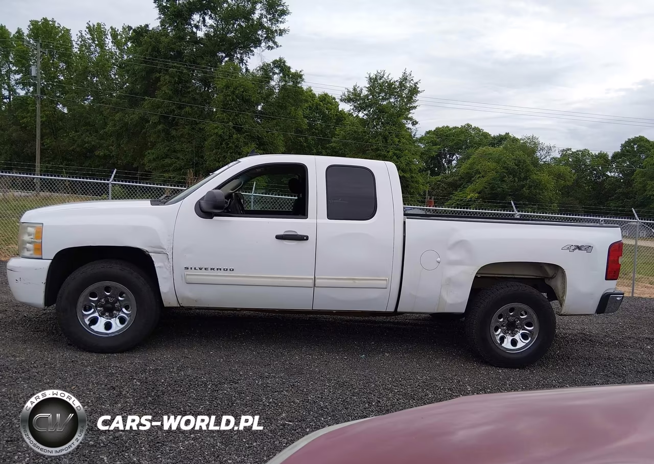 2011 Chevrolet Silverado 1500 Ls VIN:1GCRKREA9BZ161307 - 14