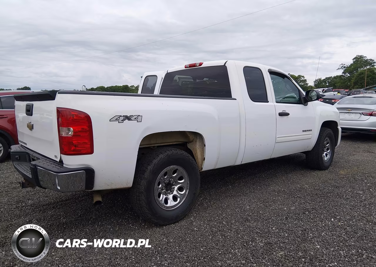 2011 Chevrolet Silverado 1500 Ls VIN:1GCRKREA9BZ161307 - 4
