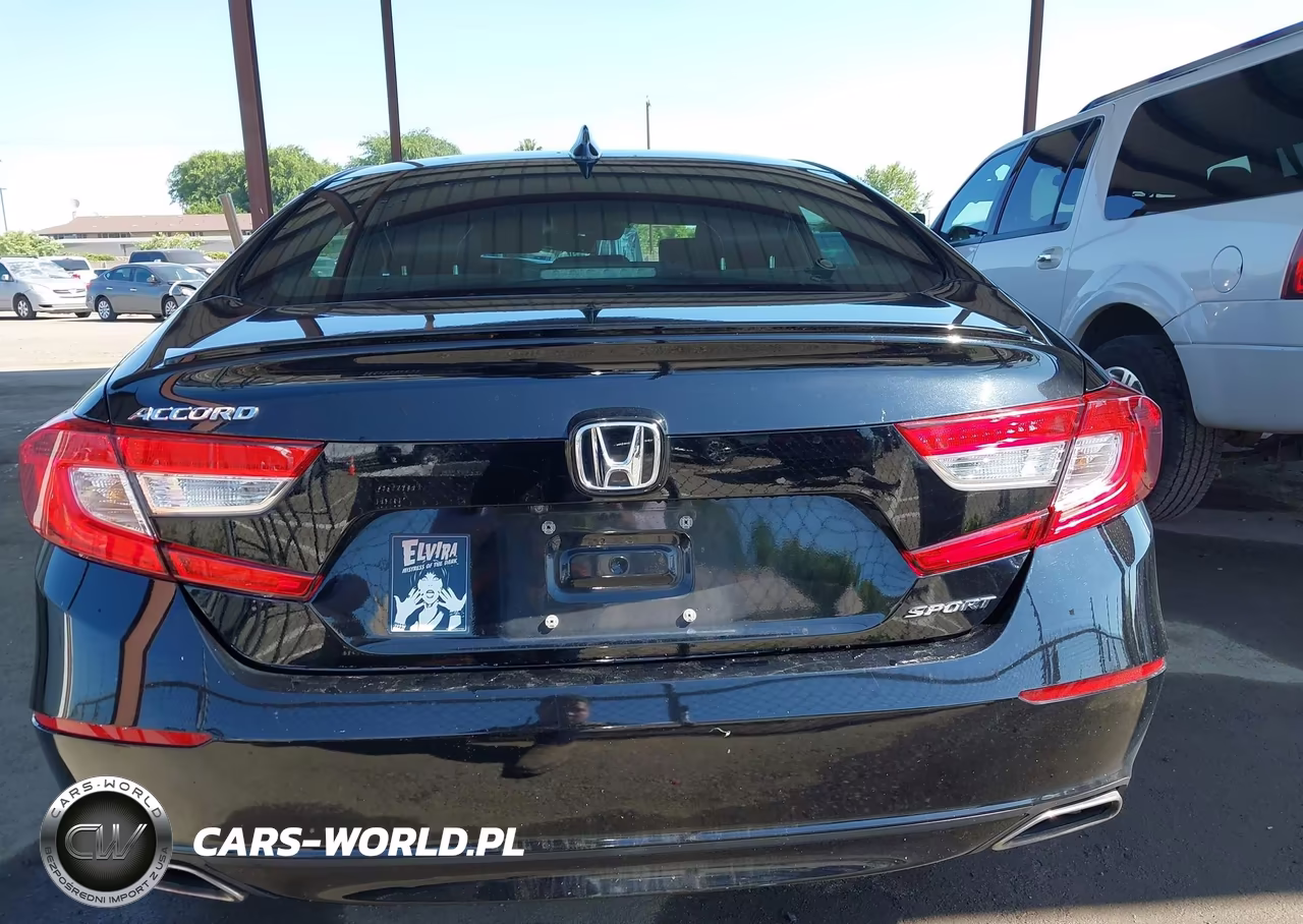 2018 Honda Accord Sport VIN:1HGCV1F36JA087728 - 16