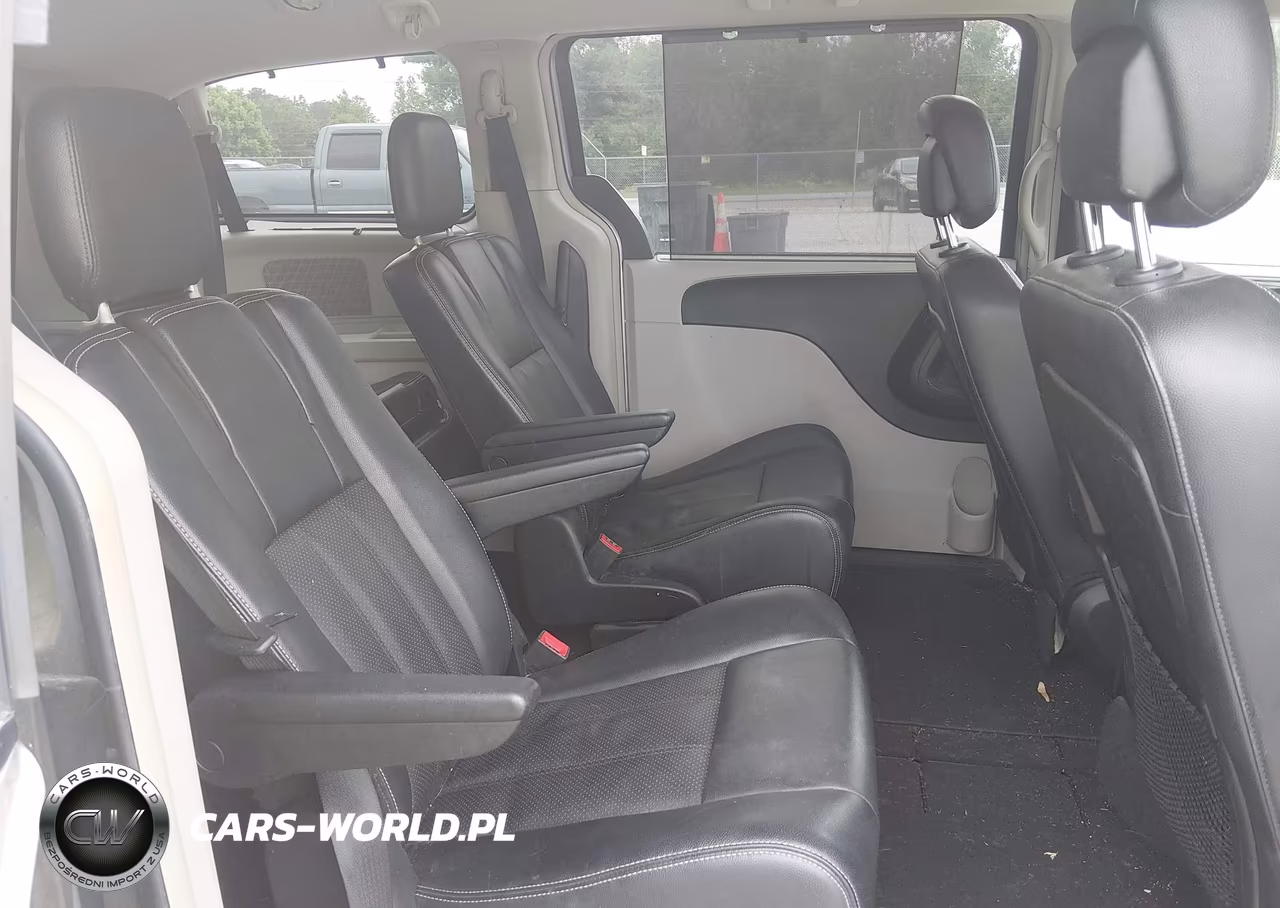 2013 Chrysler Town & Country Touring-L VIN:2C4RC1CG6DR753301 - 8