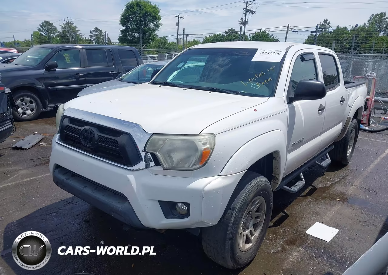 2015 Toyota Tacoma Base V6 VIN:5TFLU4EN5FX117814 - 2