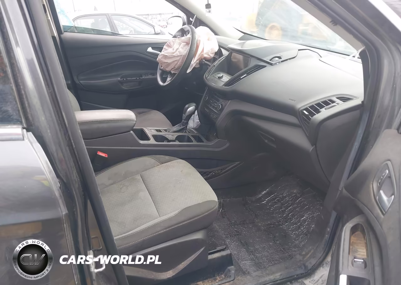 2019 Ford Escape Se VIN:1FMCU0GD7KUBO6902 - 5