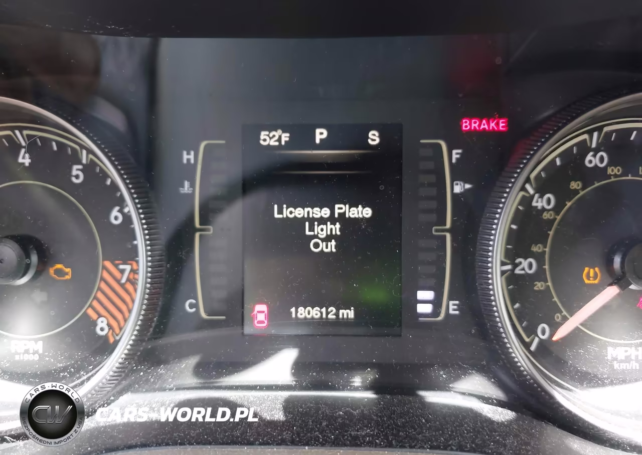 2014 Jeep Cherokee Latitude VIN:1C4PJMCS1EW169111 - 16