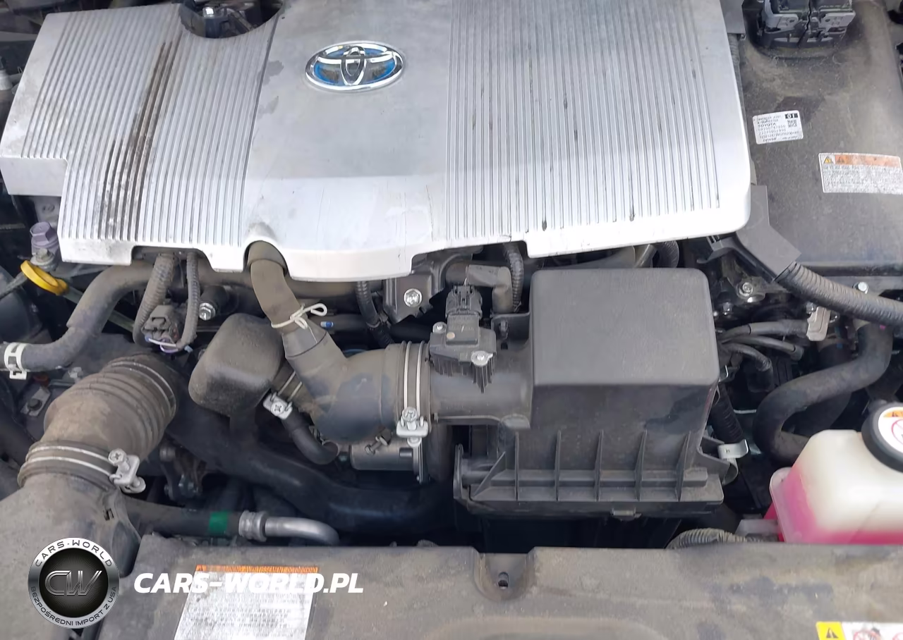 2021 Toyota Prius Le VIN:JTDKAMFU9M3130645 - 10