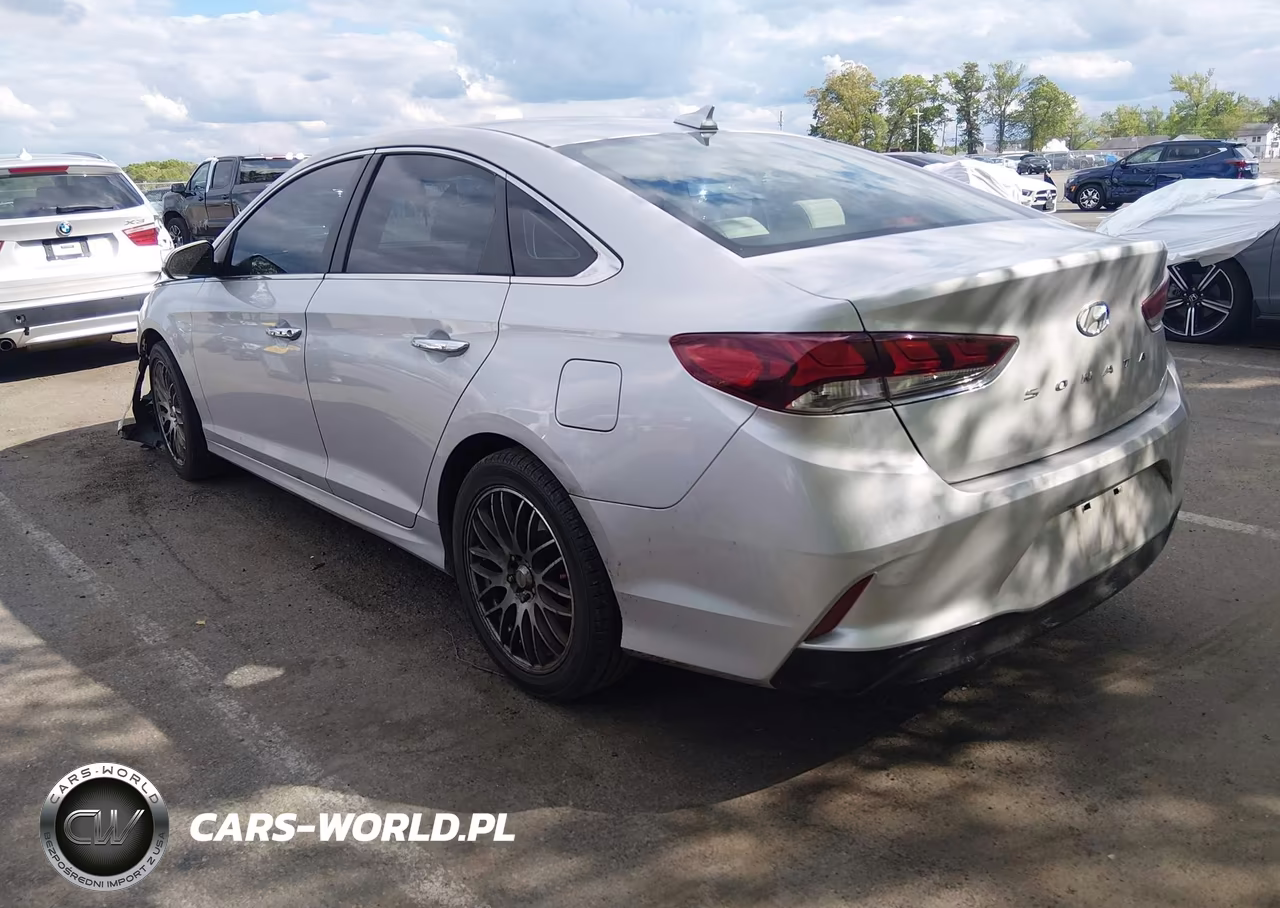 2018 Hyundai Sonata Sel VIN:5NPE34AF3JH678575 - 3