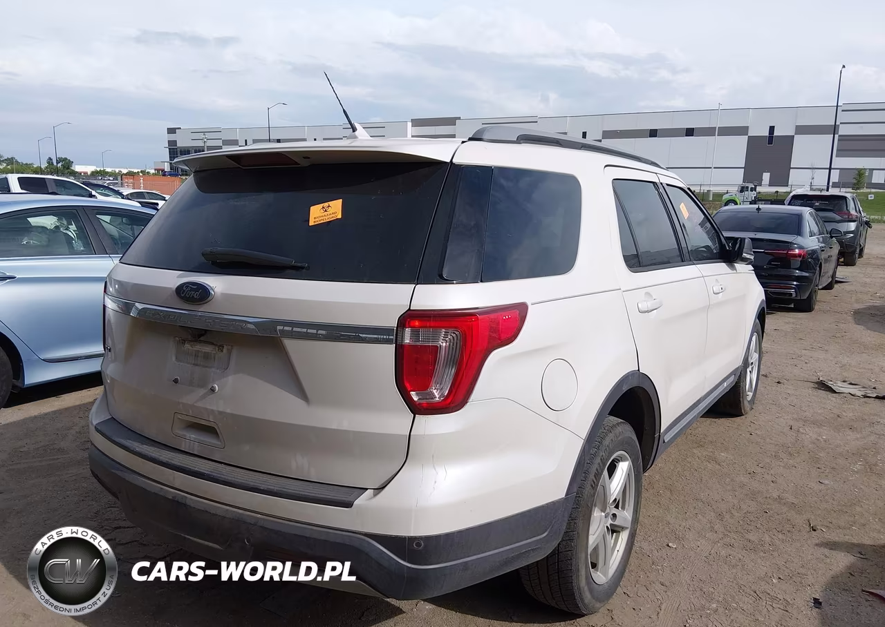 2019 Ford Explorer Xlt VIN:1FM5K7D86KGB20867 - 4