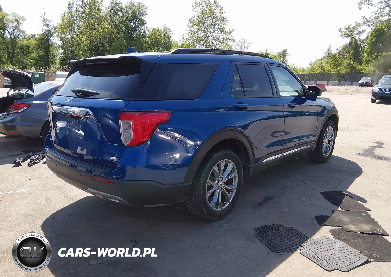 2020 Ford Explorer Xlt VIN:1FMSK8DH1LGC85350 - 4
