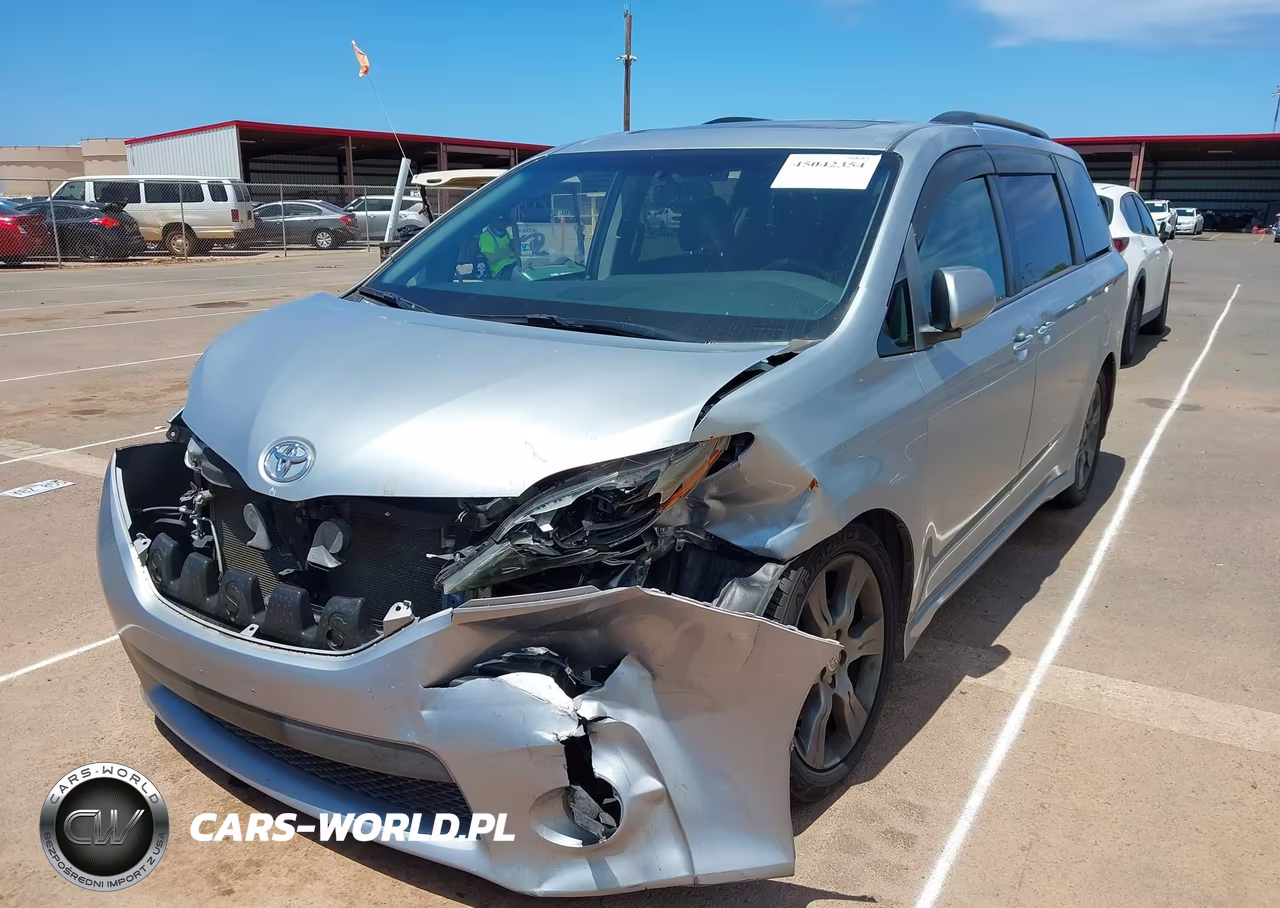 2015 Toyota Sienna Sport VIN:5TDXK3DC7FS618291 - 18