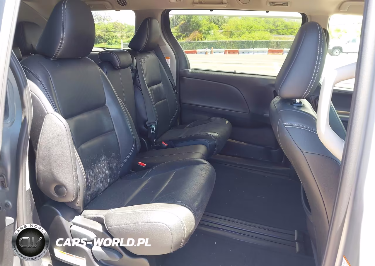 2015 Toyota Sienna Sport VIN:5TDXK3DC7FS618291 - 8