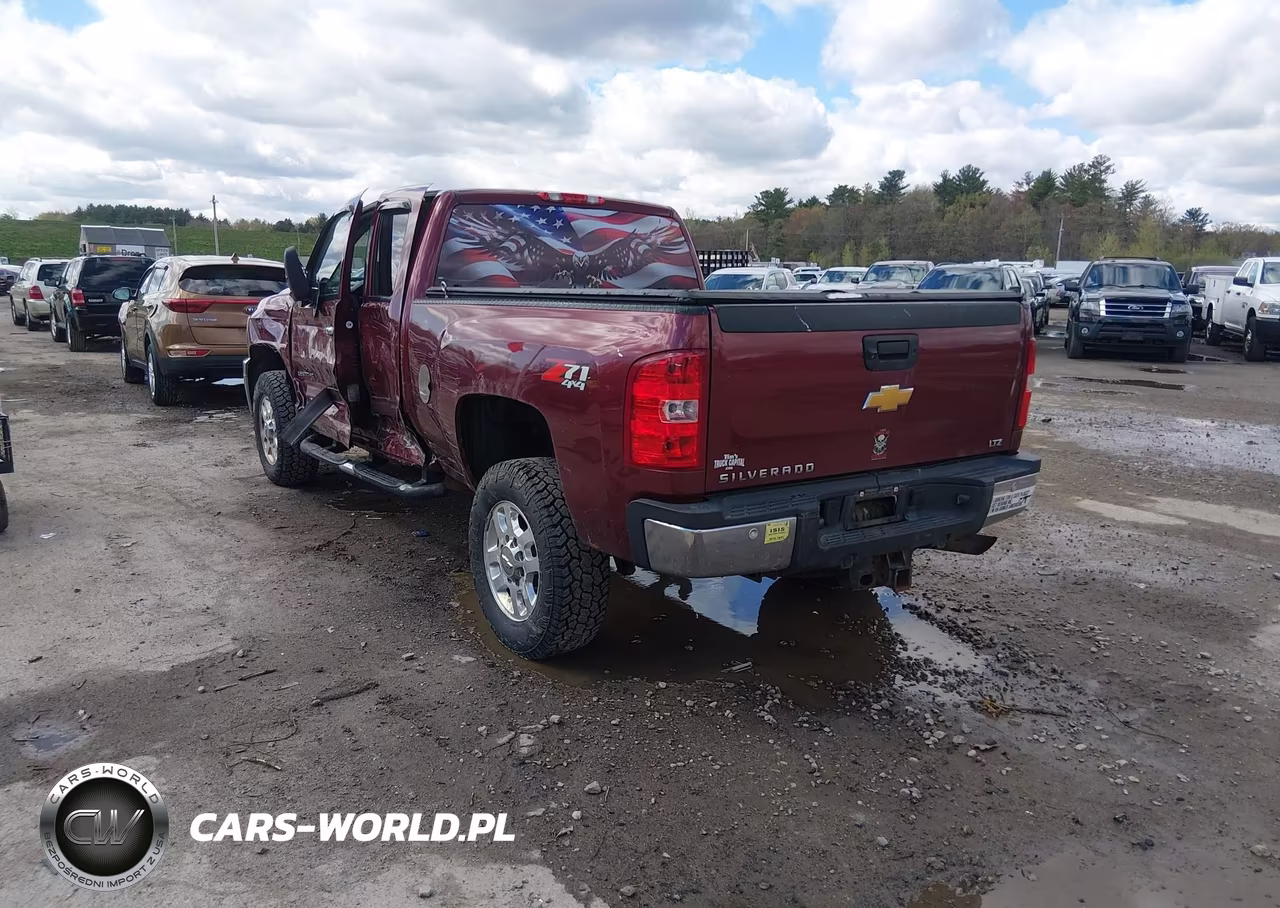 2013 Chevrolet Silverado 2500Hd Ltz VIN:1GC2KYCG0DZ397009 - 3