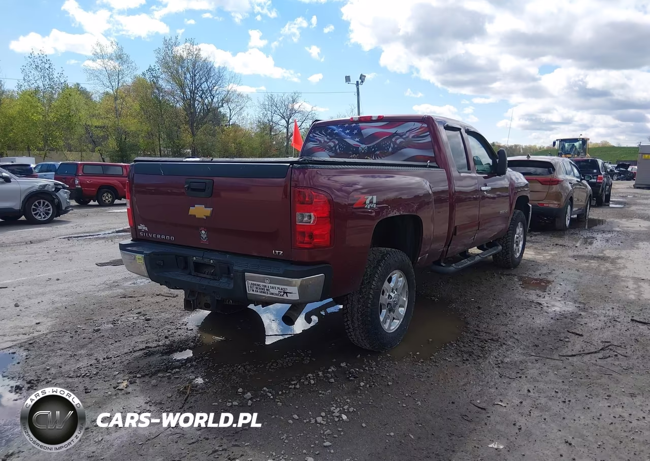 2013 Chevrolet Silverado 2500Hd Ltz VIN:1GC2KYCG0DZ397009 - 4