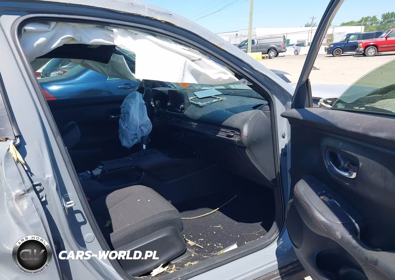 2025 Honda Hr-V Awd Sport VIN:3CZRZ2H54SM720761 - 5