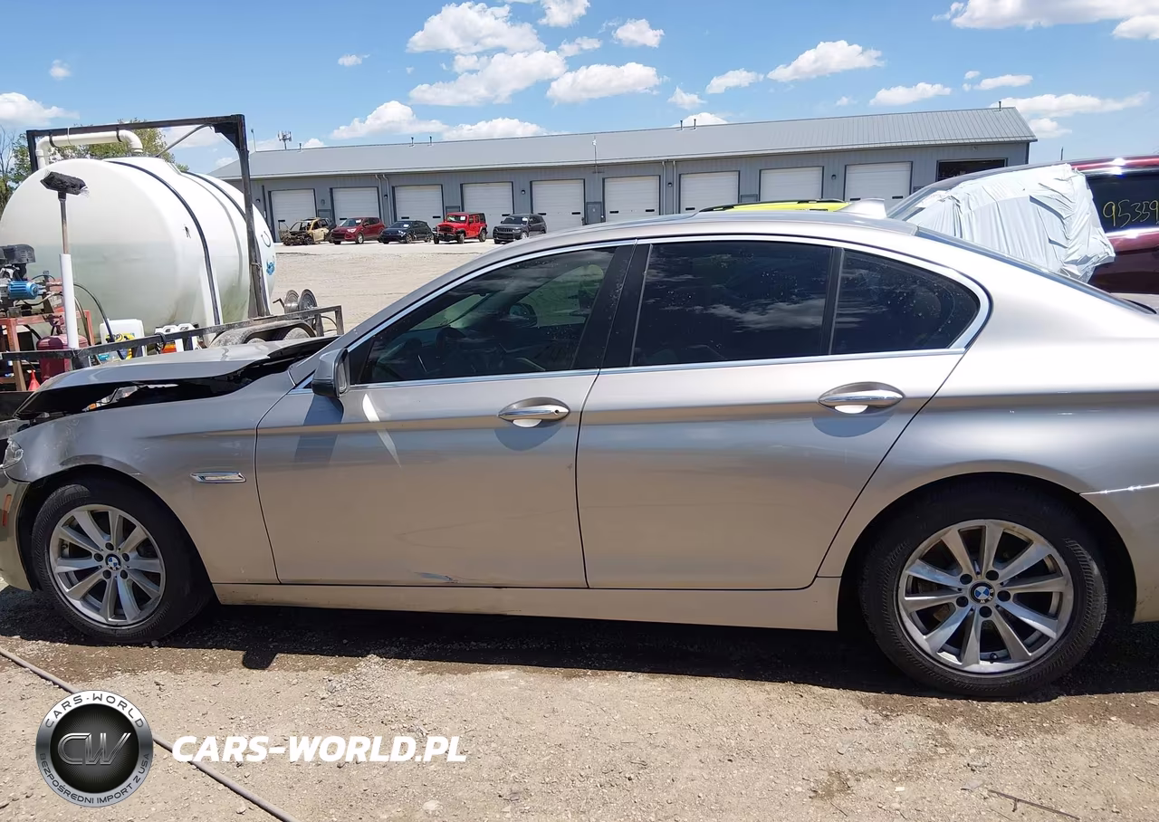 2015 BMW 528I VIN:WBA5A5C58FD517925 - 15