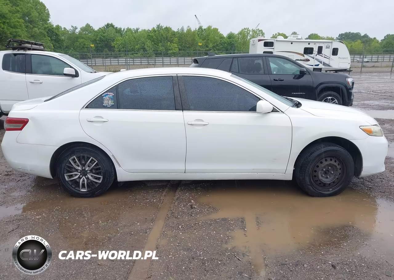2010 Toyota Camry Le VIN:4T4BF3EK9AR058624 - 12