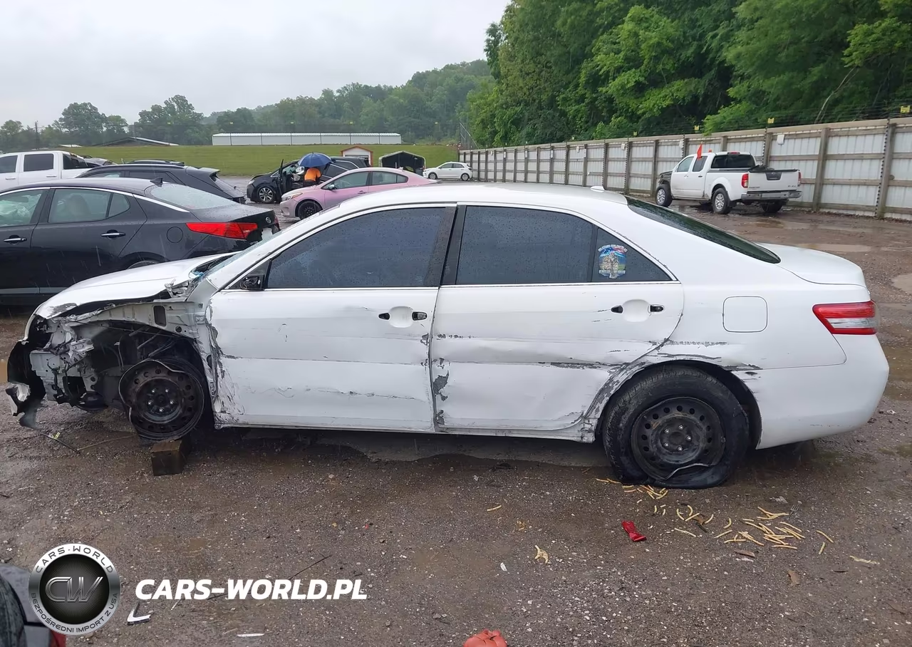2010 Toyota Camry Le VIN:4T4BF3EK9AR058624 - 13
