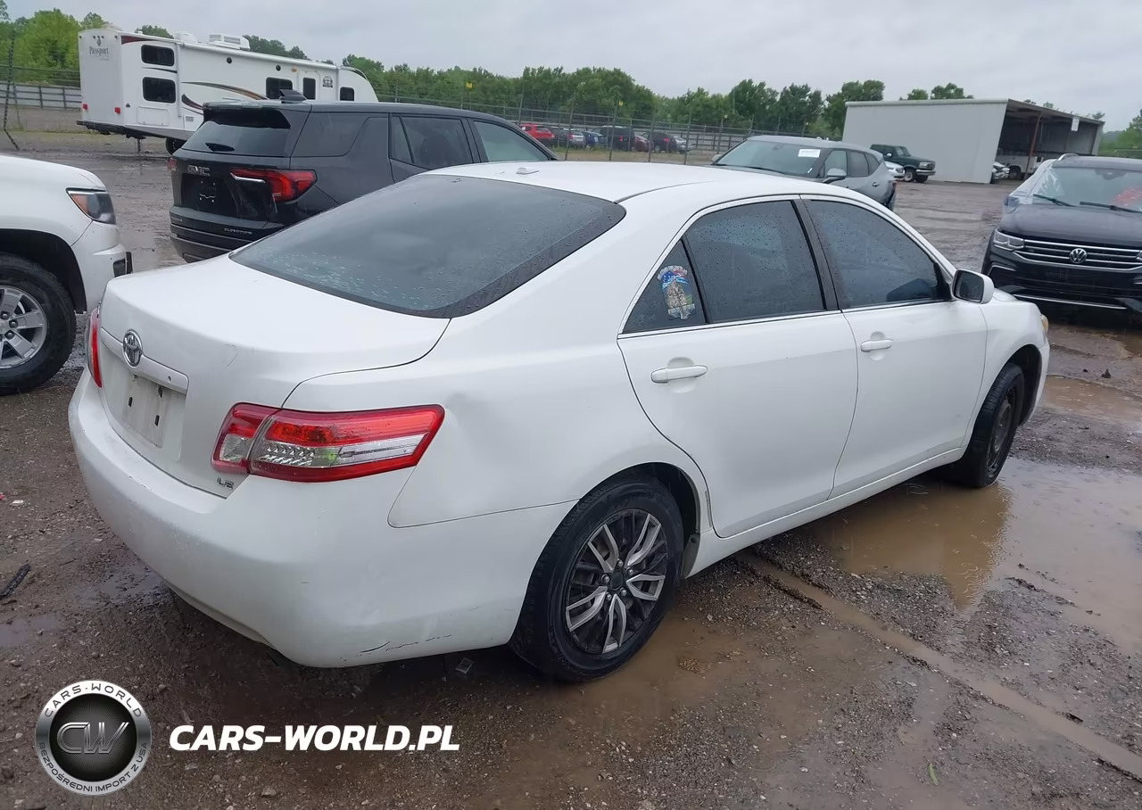 2010 Toyota Camry Le VIN:4T4BF3EK9AR058624 - 4