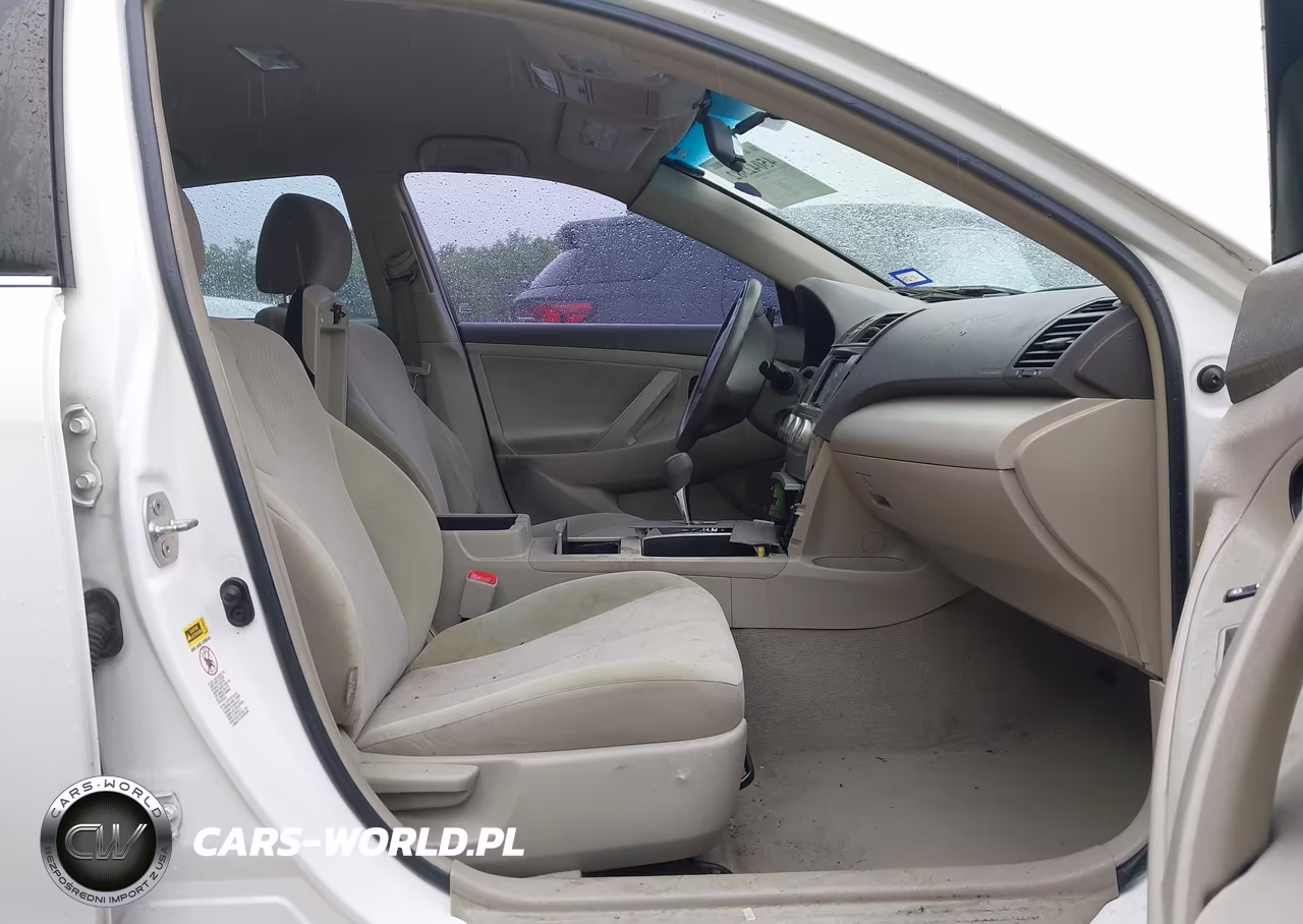 2010 Toyota Camry Le VIN:4T4BF3EK9AR058624 - 5