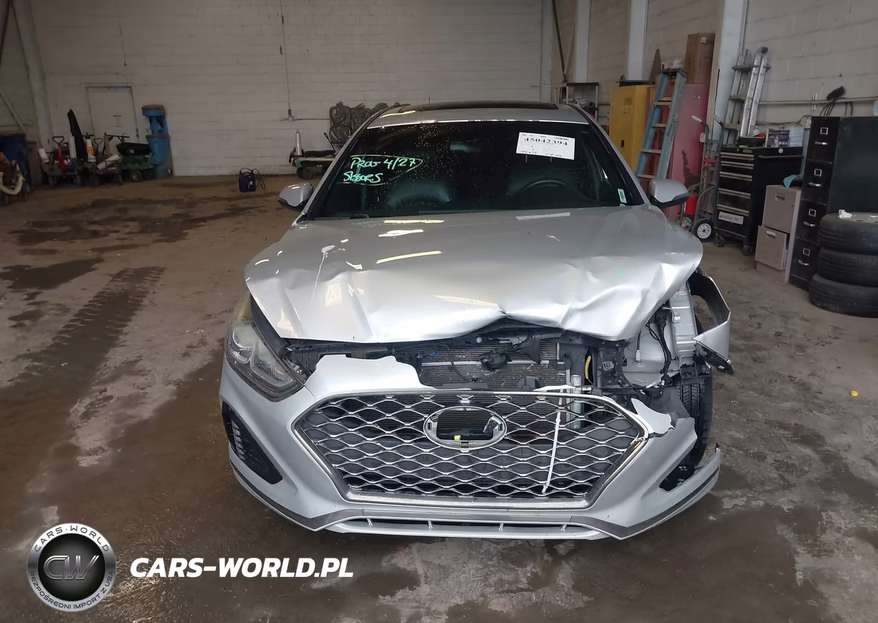 2018 Hyundai Sonata Sport VIN:5NPE34AF0JH606491 - 12