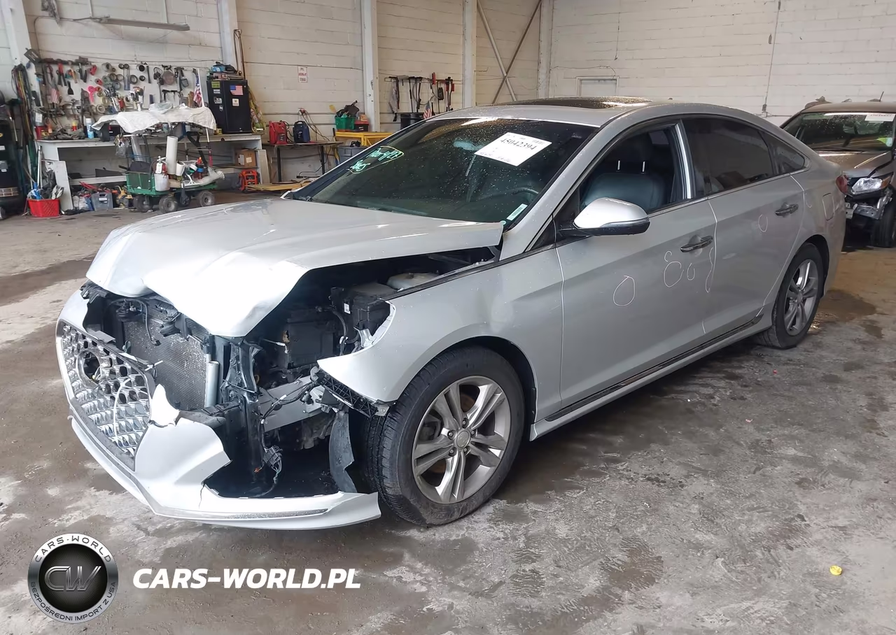 2018 Hyundai Sonata Sport VIN:5NPE34AF0JH606491 - 2