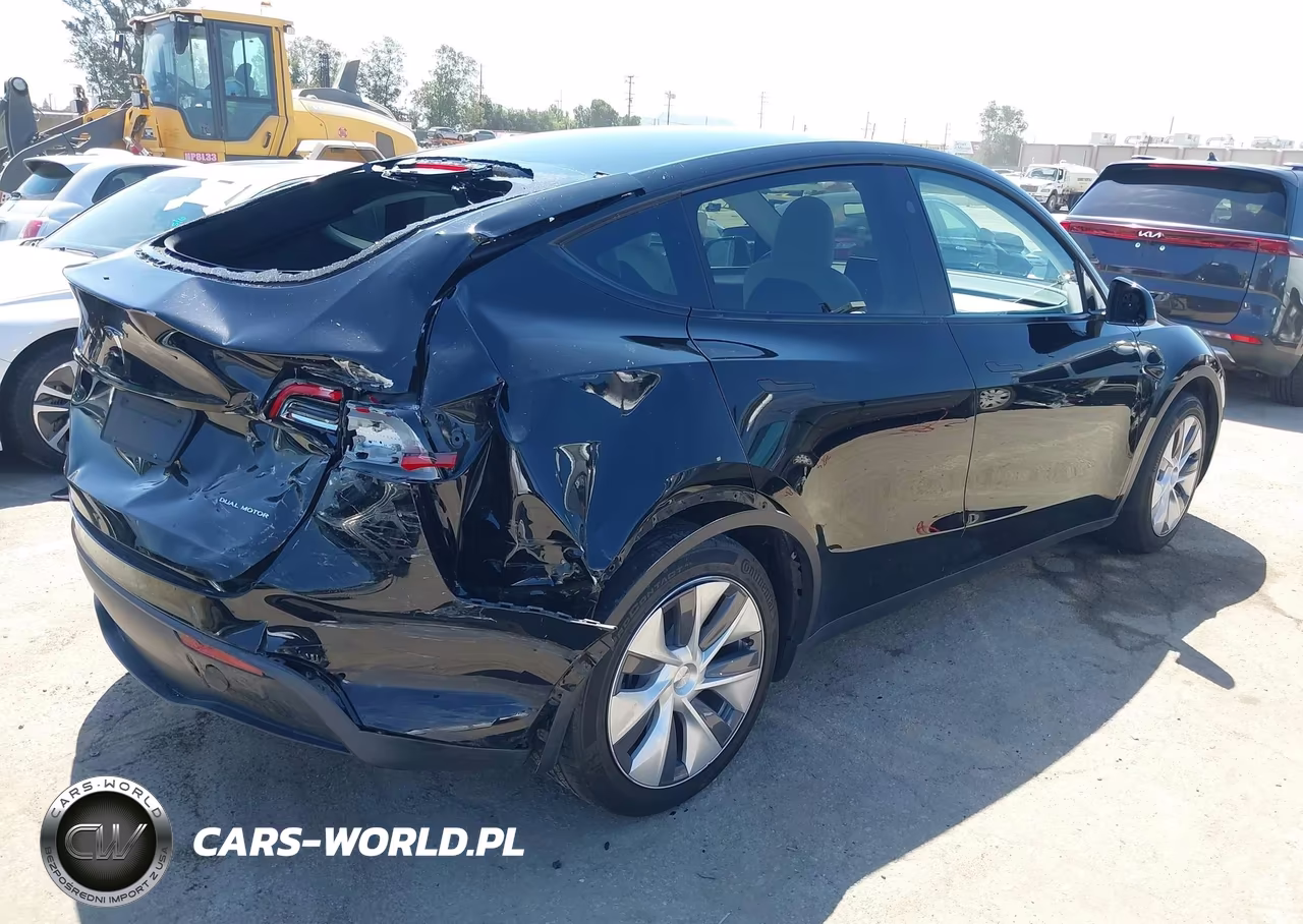 2023 Tesla Model Y Awd-Long Range Dual Motor All-Wheel Drive VIN:7SAYGDEE1PA147708 - 4