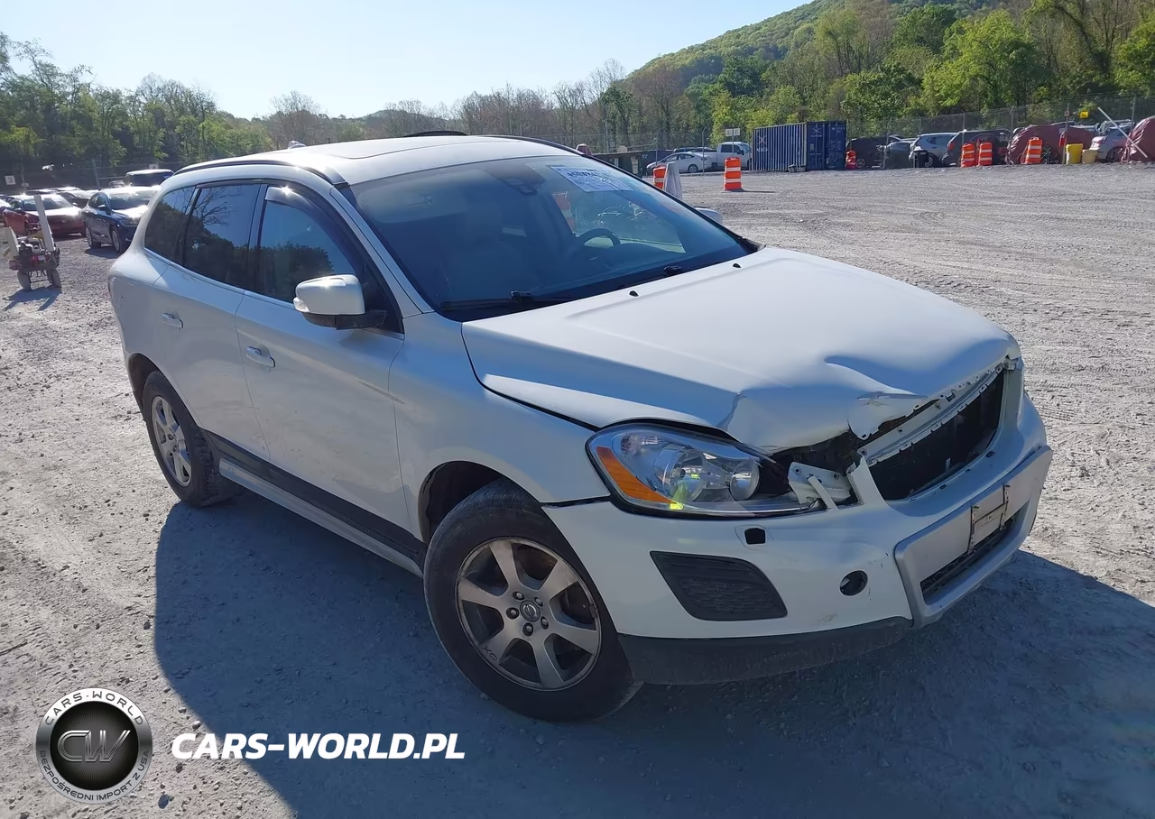2011 Volvo Xc60 3.2-3.2 R-Design