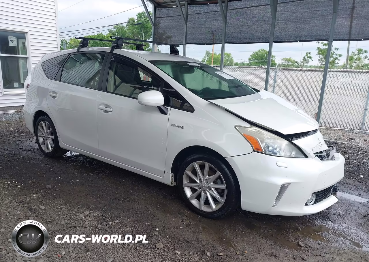 2013 Toyota Prius V Five