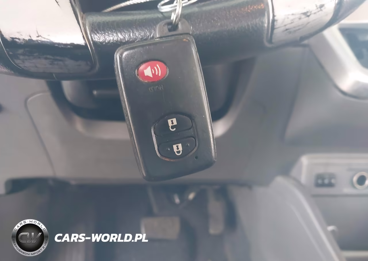 2013 Toyota Prius V Five VIN:JTDZN3EU7D3193211 - 11