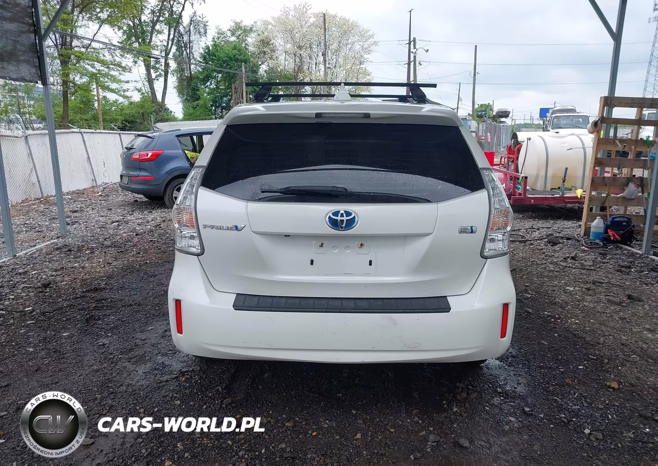 2013 Toyota Prius V Five VIN:JTDZN3EU7D3193211 - 16