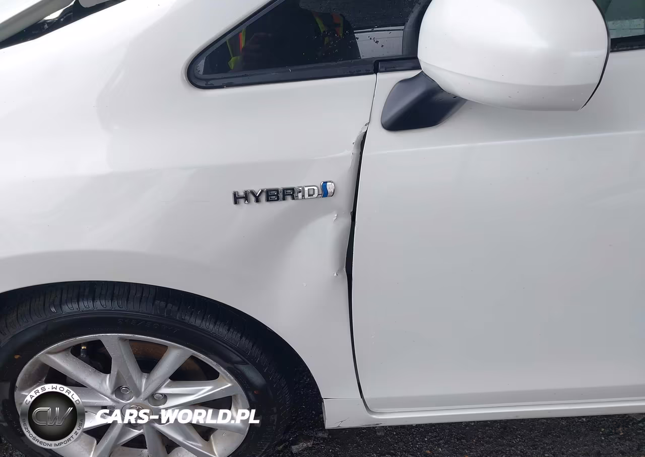 2013 Toyota Prius V Five VIN:JTDZN3EU7D3193211 - 17