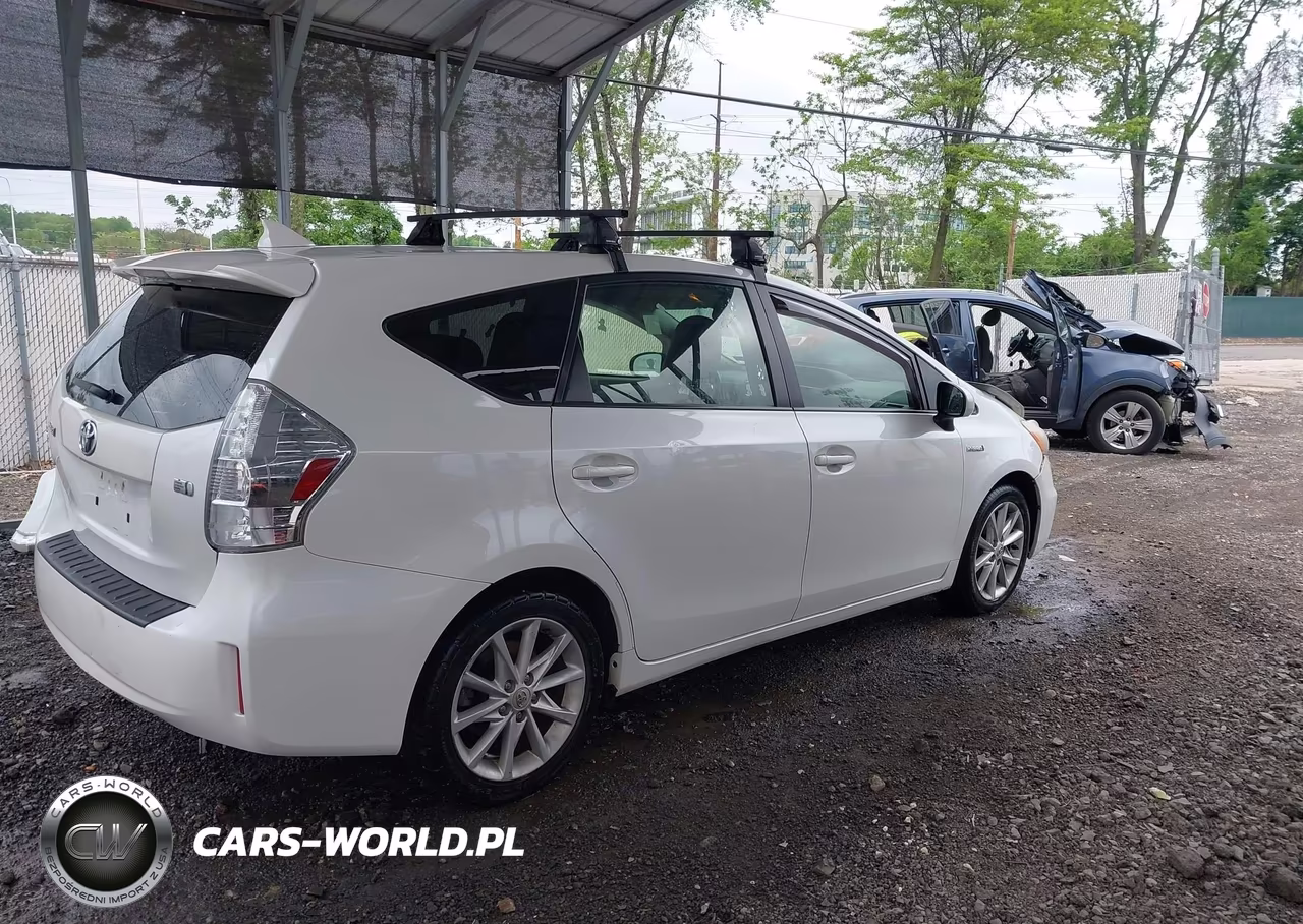 2013 Toyota Prius V Five VIN:JTDZN3EU7D3193211 - 4