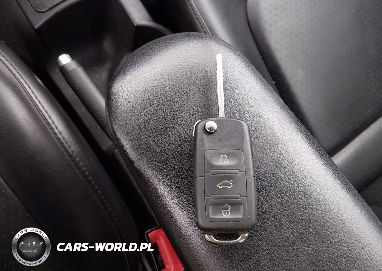 2007 Volkswagen New Beetle 2.5 VIN:3VWPF31Y27M401069 - 11
