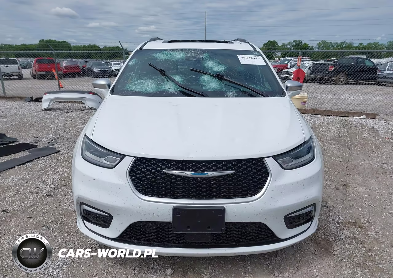 2021 Chrysler Pacifica Hybrid Pinnacle VIN:2C4RC1N74MR536133 - 12