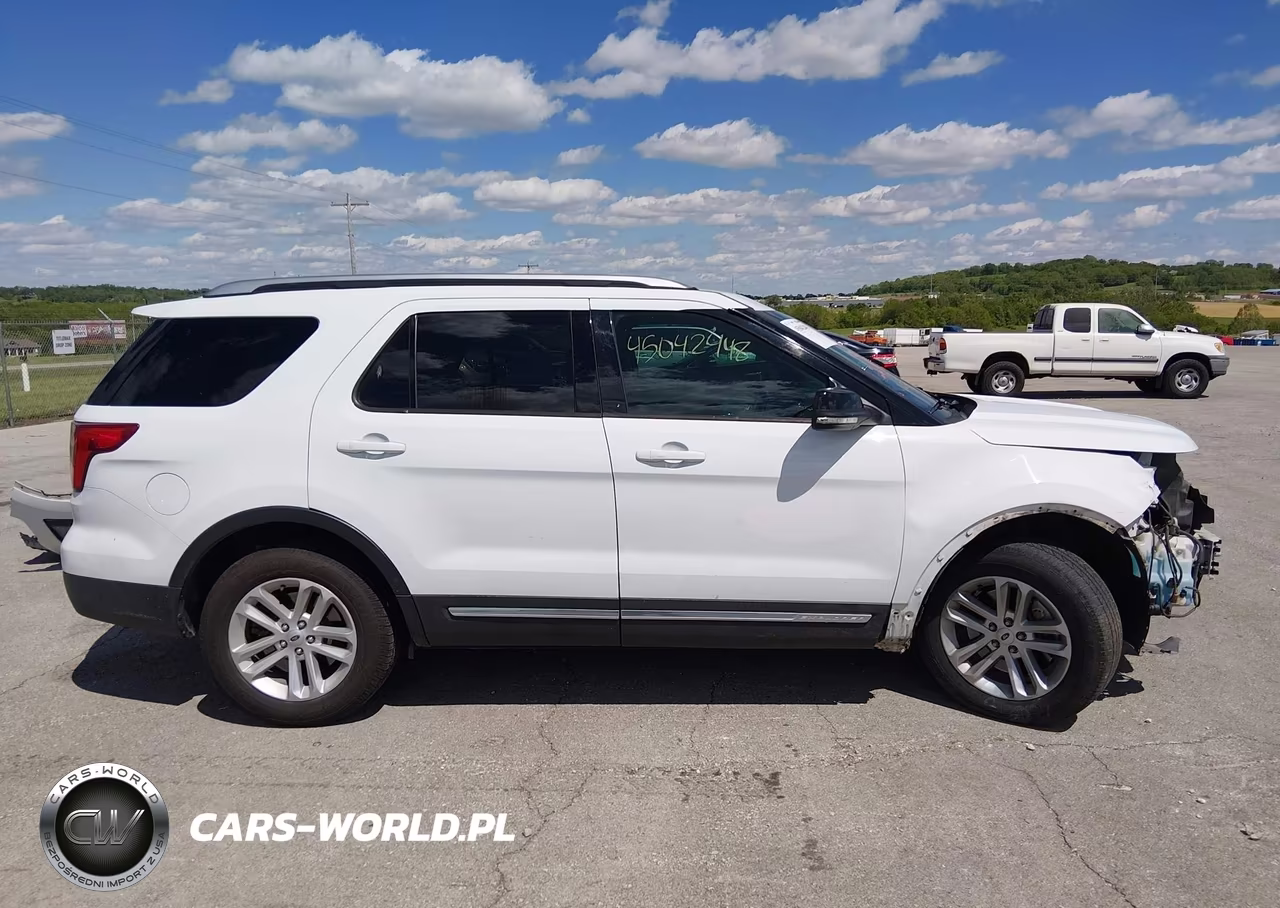 2016 Ford Explorer Xlt VIN:1FM5K7D81GGA06993 - 14