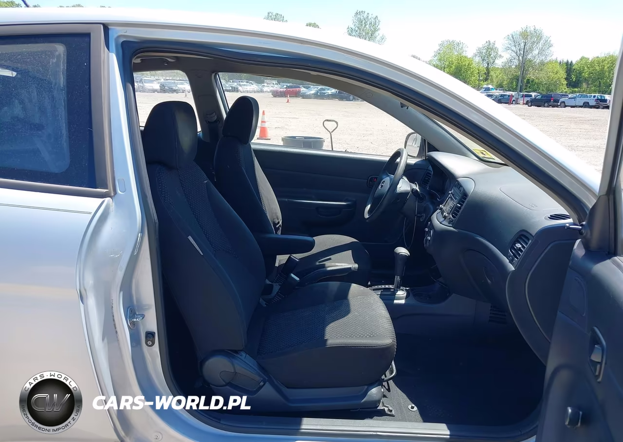 2011 Hyundai Accent Gs VIN:KMHCM3AC8BU202264 - 5