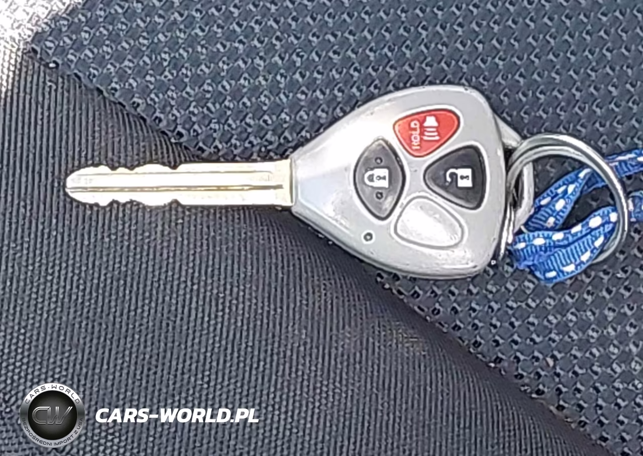 2007 Scion Tc VIN:JTKDE167770145598 - 11