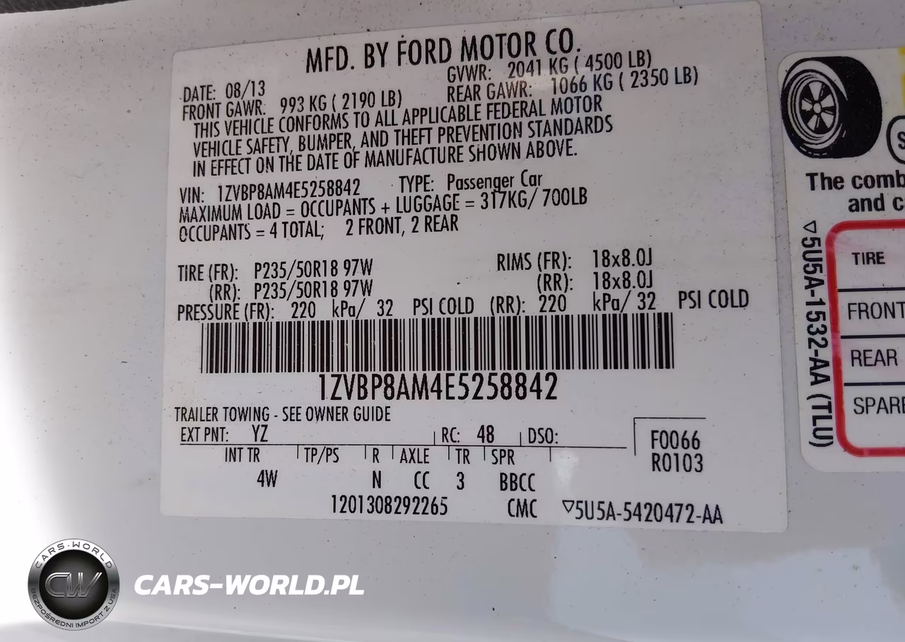 2014 Ford Mustang V6 Premium VIN:1ZVBP8AM4E5258842 - 9