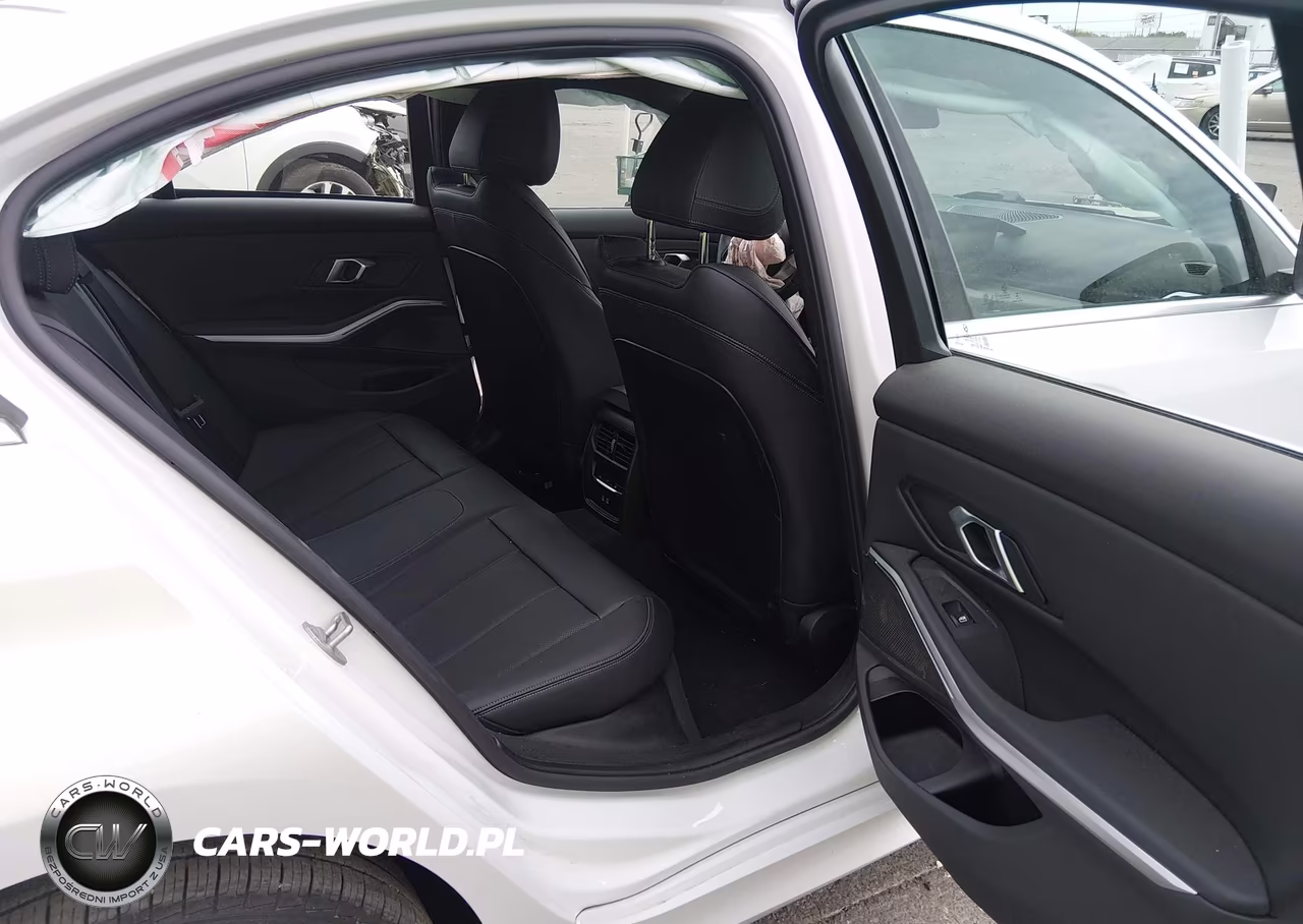 2025 BMW 330I xDrive VIN:3MW89CW05S8F08407 - 8