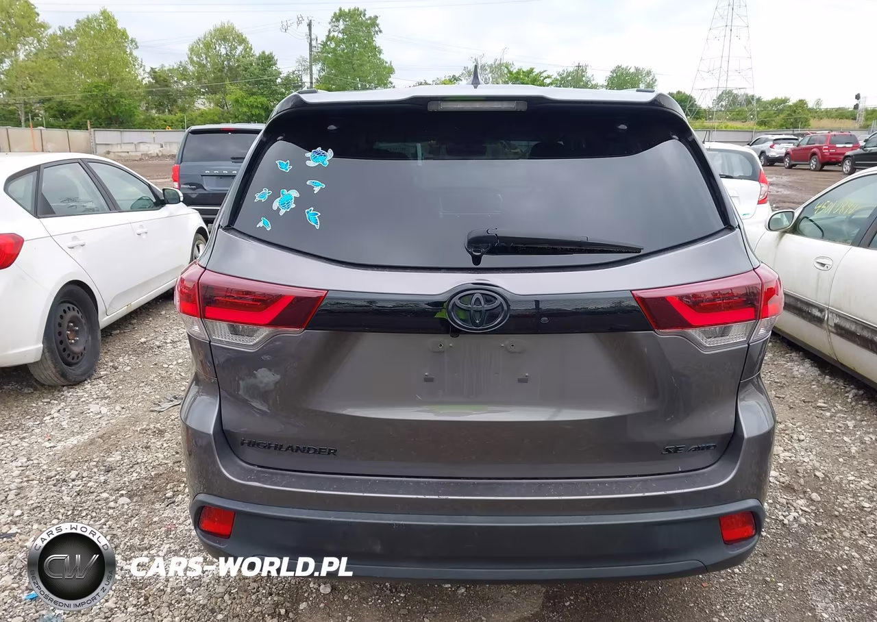 2019 Toyota Highlander Se VIN:5TDJZRFH7KS990916 - 17